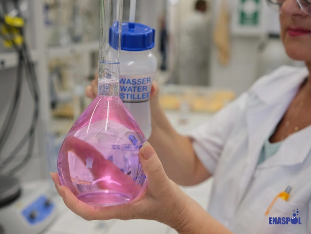 Laboratory testing and product development of alpha-olefin sulfonate inside the ENASPOL chemical lab.